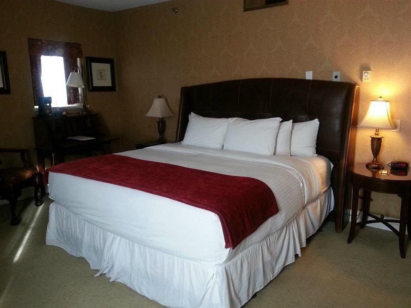 קלייטון Seven Gables Inn, St Louis West, A Tribute Portfolio Hotel מראה חיצוני תמונה