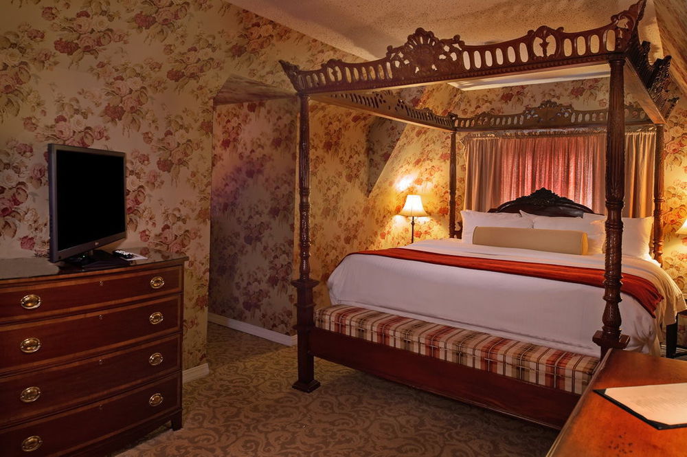 קלייטון Seven Gables Inn, St Louis West, A Tribute Portfolio Hotel חדר תמונה